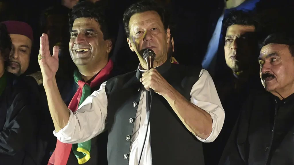 "India, Don't Misunderstand, We Stand With Our Army": Imran Khan Clarifies