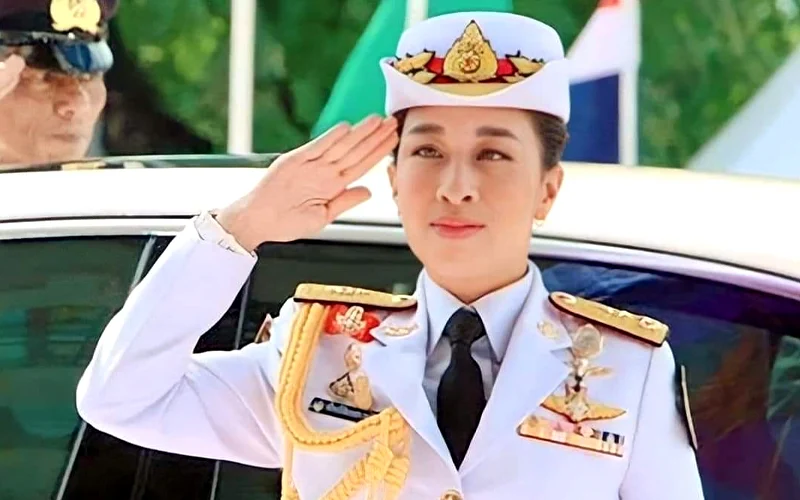 Thailand prays for the king’s hospitalised daughter