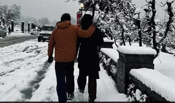 On Siblings Day, Priyanka Gandhi Shares Adorable Pic With Brother Rahul