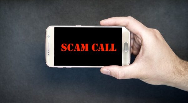 Spam Call alert: Who Called Me from 3938244641 Italy? | Area code +39